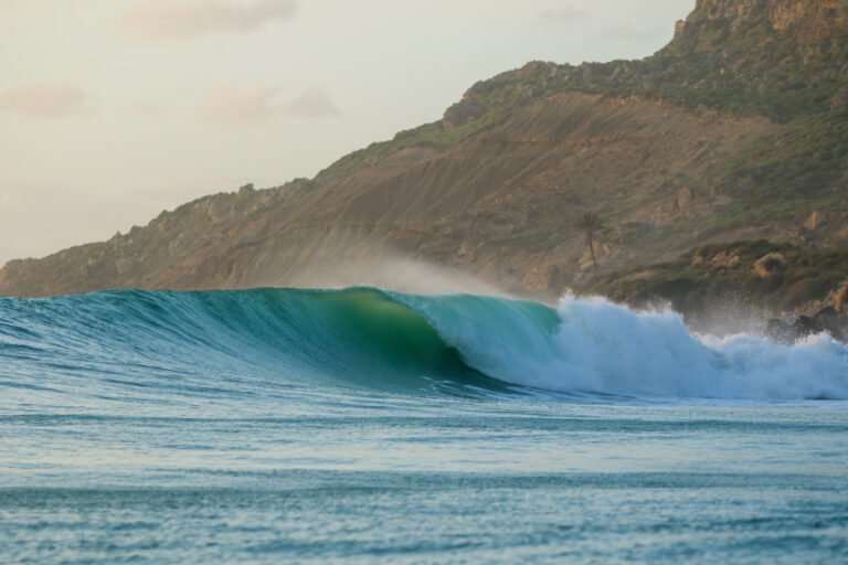 Le Surf au Maroc : Un Paradis pour Surfeurs